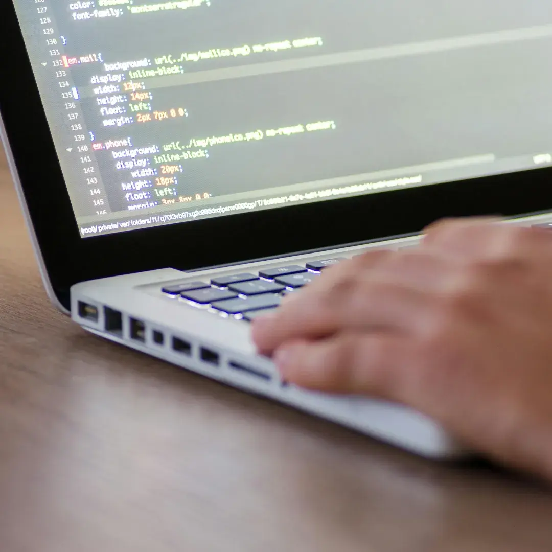 08.09.2022-iak-ne-staty-zhertvoiu-internet-shakhrajstv-br-korotki-porady